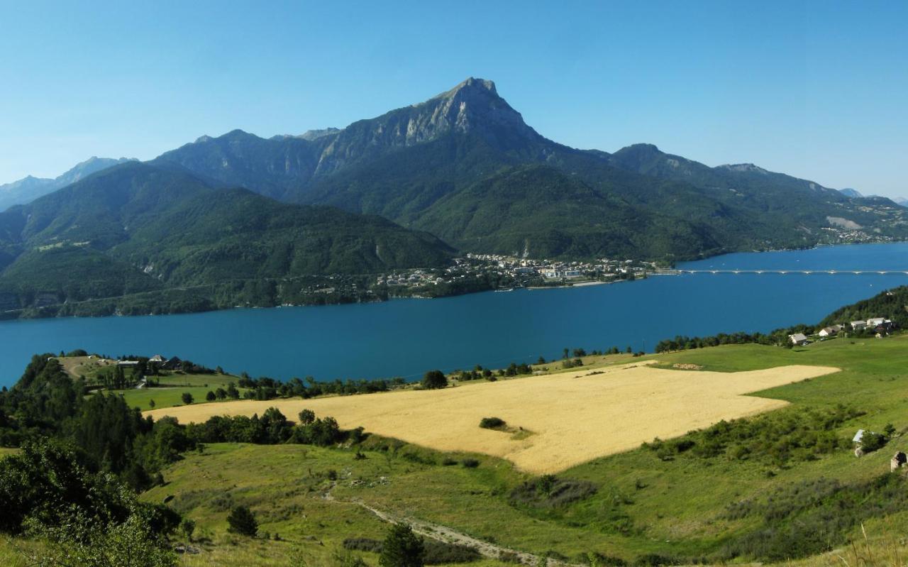 Les Jehans Chateauroux-les-Alpes Exterior foto